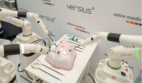 Modularny robot Versius do minimalnie inwazyjnych zabiegów